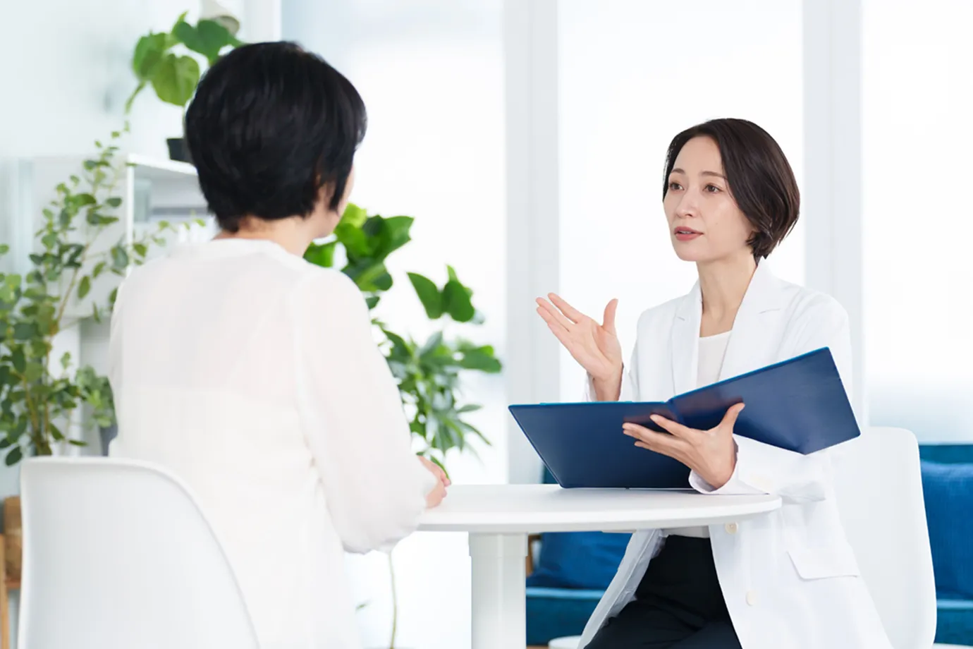 矯正に精通した女性ドクターが治療を担当
